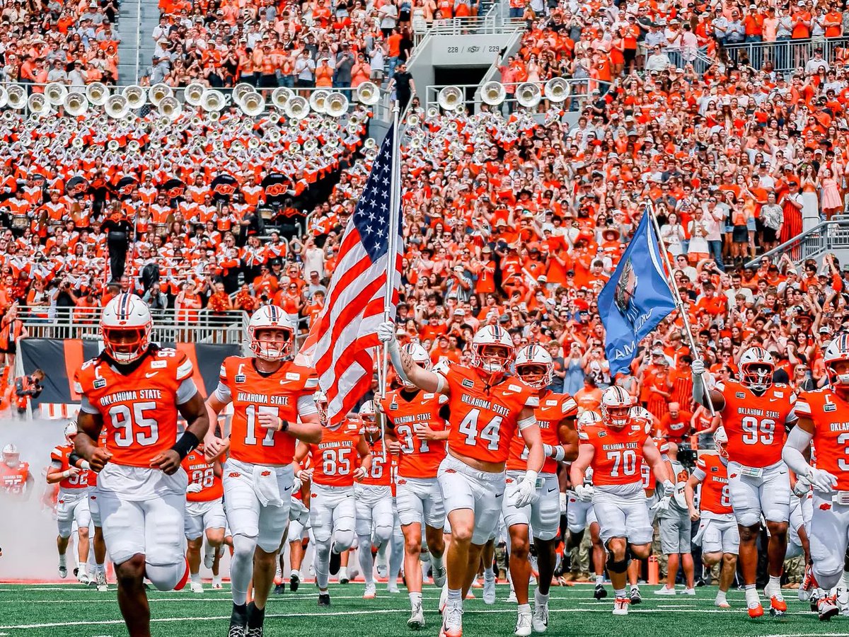 Ak_Mekaowulu's tweet photo. After a great conversation with @COACHRJOHNSON1 I'm grateful and blessed to receive an offer from Oklahoma State University!
@CowboyFB https://t.co/L9YMNAvzNM