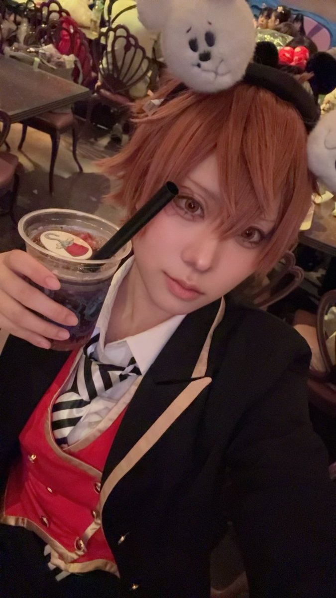Mochi__cos's tweet photo. やっと座れた https://t.co/njRugvNQ34