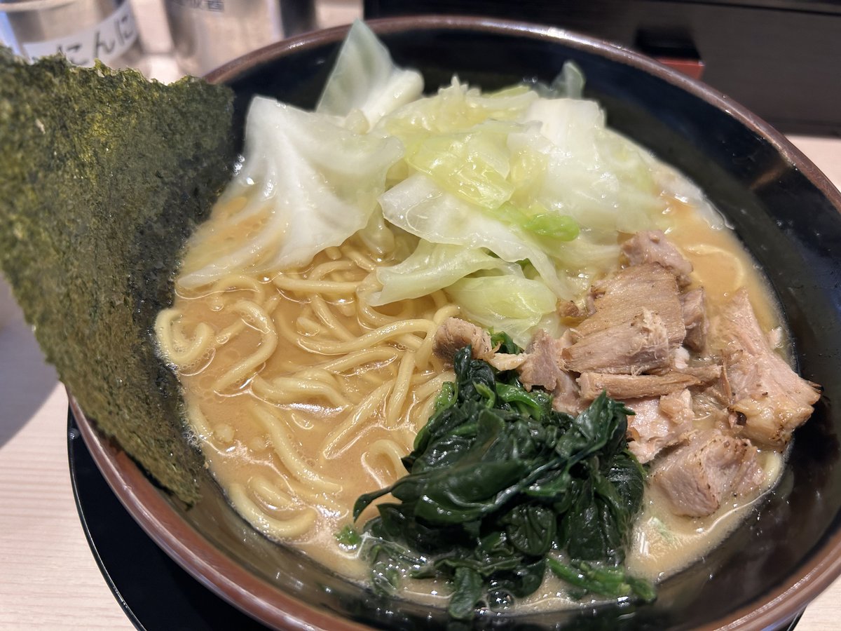 hiori765283's tweet photo. ギャハハ！ラーメンラーメン！！ https://t.co/FXXmR3MqVO