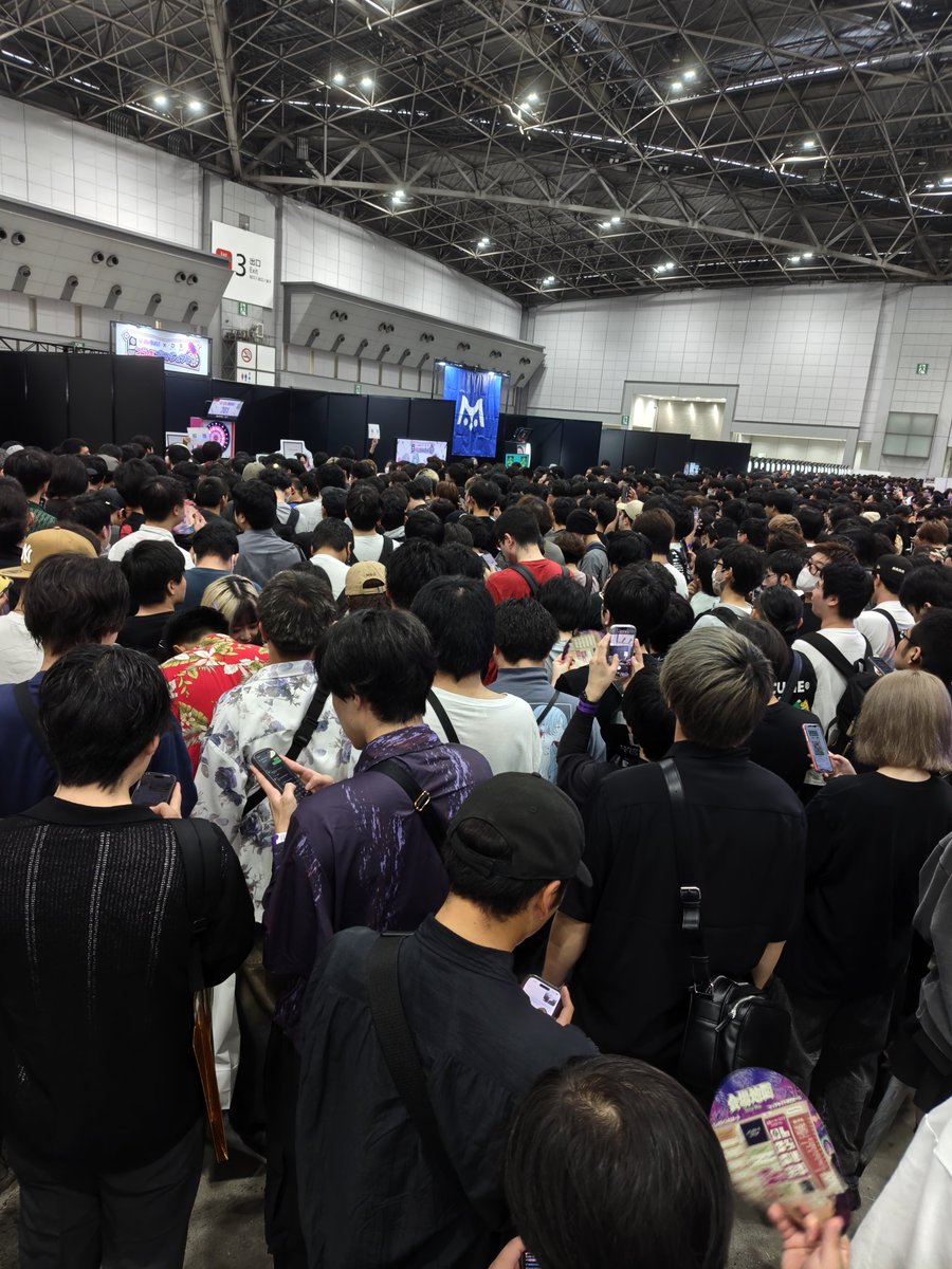 noi_aaa76971's tweet photo. ダーツライブ
ブイスポコラボ
やっと入れそう https://t.co/4y3R2nhiCg