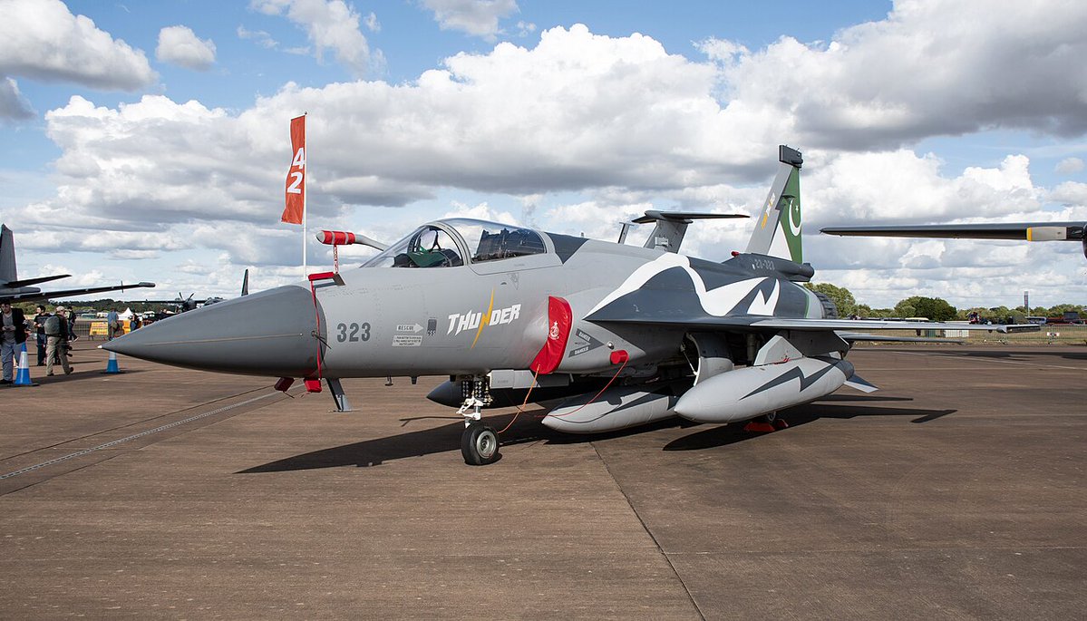 vasilyaarkhipov's tweet photo. Turkmenistan may become the next JF-17 Thunder operator 🇹🇲🤔

Several indicators point toward a possible Turkmen acquisition of CAC JF-17 B-III.

>turkish company, ASELSAN, its 2025 material confirms that its ARTCom 9681 software-defined airborne radio was integrated and tested on JF-17 for a new central asian customer.
>turkmenistan remains reliant on ageing MiG-29s and Su-25s, with sustaining soviet-era fleets becoming increasingly difficult amid disrupted russian supply chains.
>latest sat imagery of Ak-Tepe AFB shows new/expanded a/c infra/hangar construction.

If the unnamed Central Asian customer referenced by ASELSAN is indeed turkmenistan, this could mark another step in aentral asian AF's diversifying away from russian-origin combat aircraft.

For now: plausible, but unconfirmed..