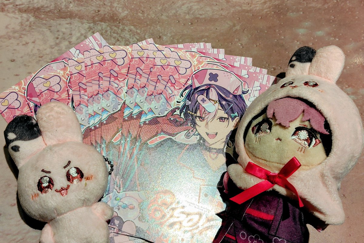 Nchanutawanai's tweet photo. ポイズン一旦絶対欲しいグッズとかもHMVさんで買えて幸！✨ https://t.co/45f6CglbQq