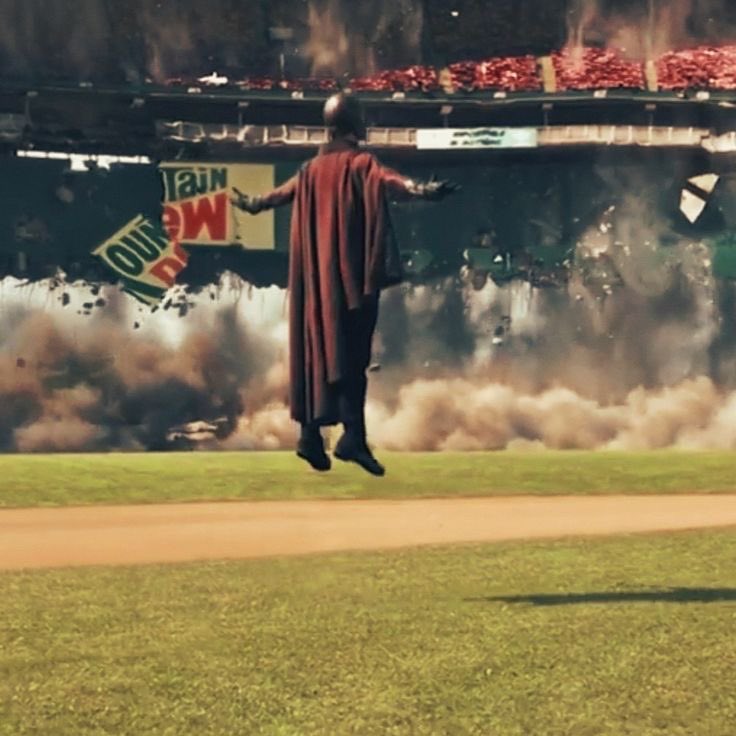 lorxell's tweet photo. I understand that Magneto manipulates metal, but can someone please explain to me how that kind of power exactly makes him levitate? https://t.co/RQW9dGJhVH