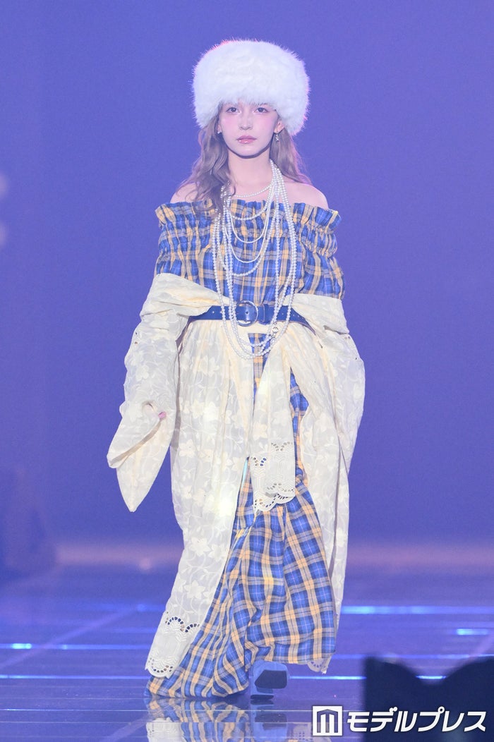 modelpress's tweet photo. 【IDOL RUNWAY COLLECTION 2026A/W🎀】

FRUITS ZIPPER早瀬ノエル
トップバッターで「IDOL RUNWAY」開幕
https://t.co/MmSh0kFMqd

#アイドルランウェイ @noel_fz1229 @FRUITS_ZIPPER https://t.co/3RmpTE6HxB