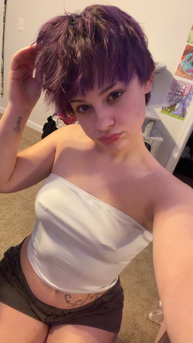 1tsyagirlabby's tweet photo. All ready for bed https://t.co/JmPvnaQXf4
