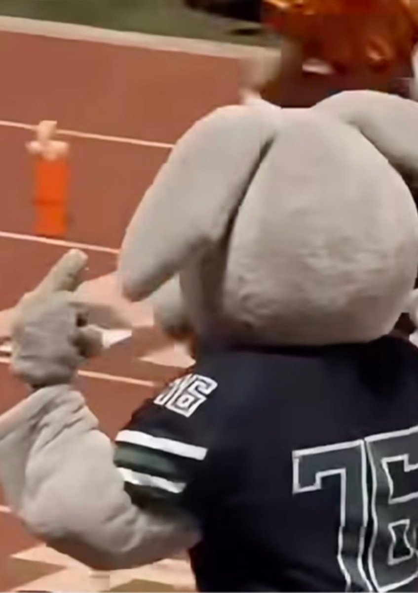 InternetH0F's tweet photo. The entire California Victor Valley High School football team missed their game Friday night because the whole team was serving a suspension

Everyone on the team was served a one-game suspension because the mascot flipped the bird to their opponent's crowd last week https://t.co/jL8q7pJ7DQ