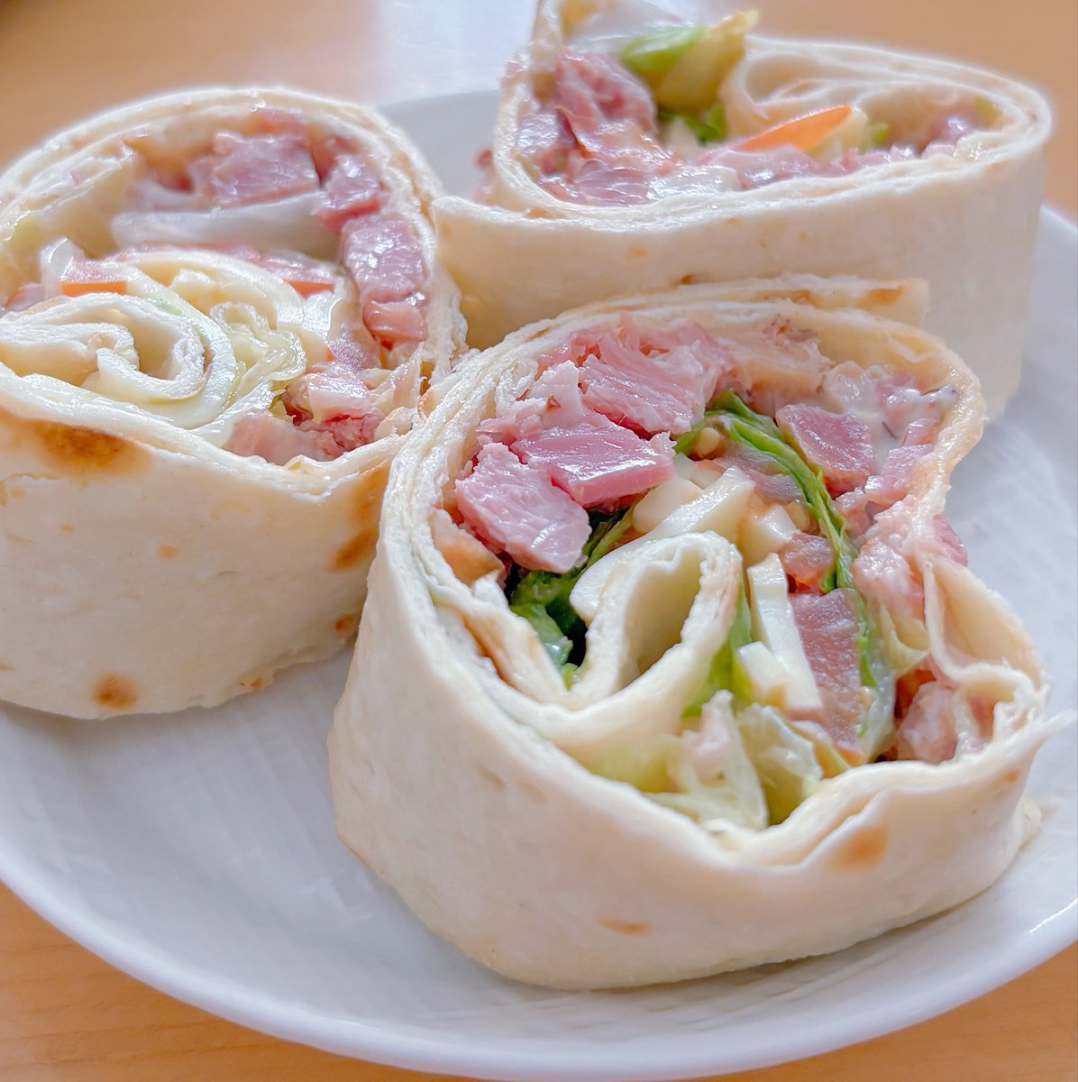 migami_'s tweet photo. お昼ご飯にハイローラー！✨️
めちゃうまぁ(*´ч`*) https://t.co/UpY6SI3est