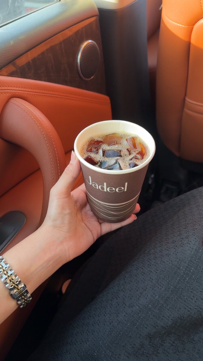 rfibh's tweet photo. صباح الرواء على اجمل متابعين☕️💅🏻 https://t.co/XYzYDjO1Ry