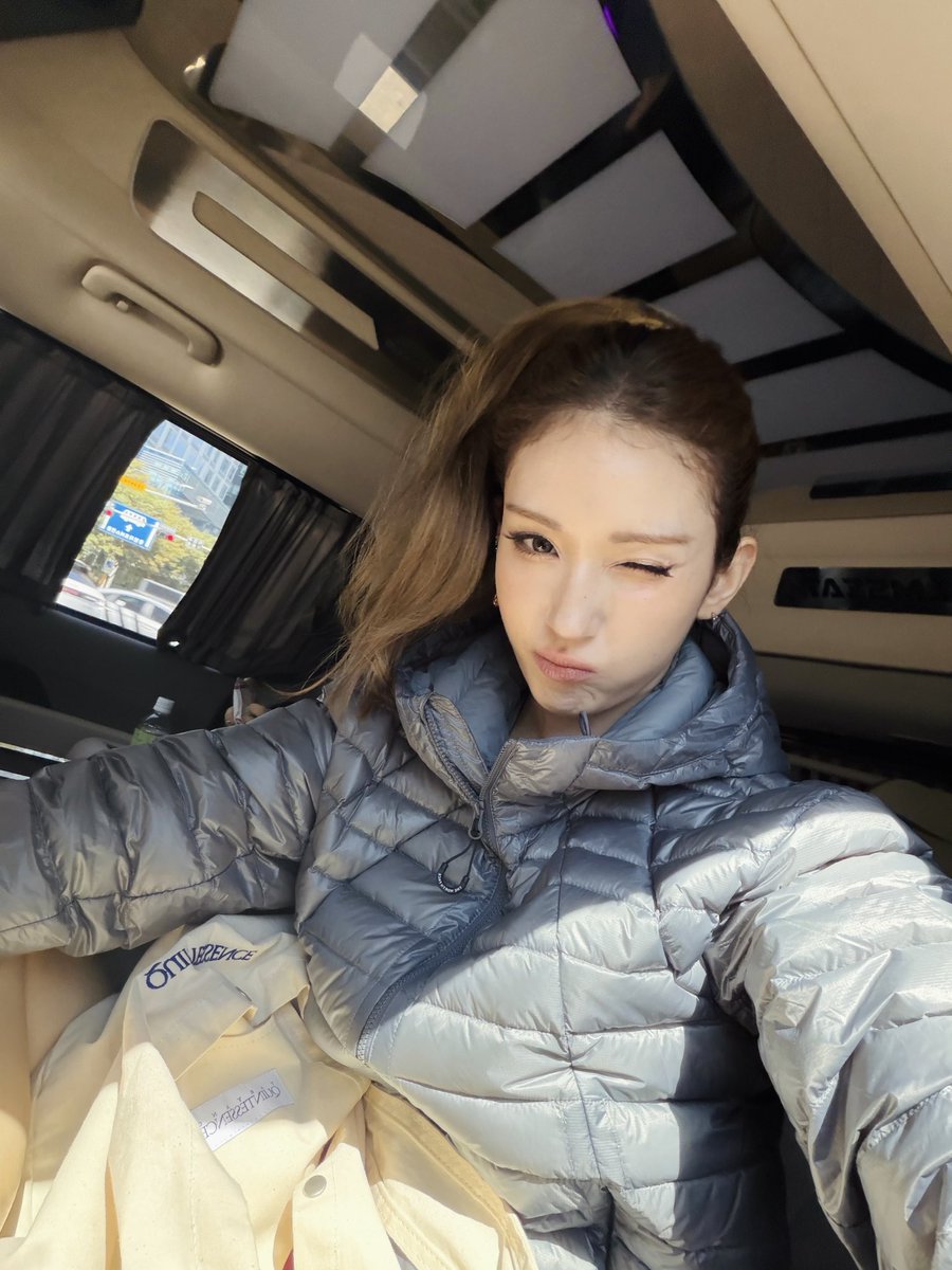 yycarysomi's tweet photo. #somi #전소미 https://t.co/8iwgPNM3zU