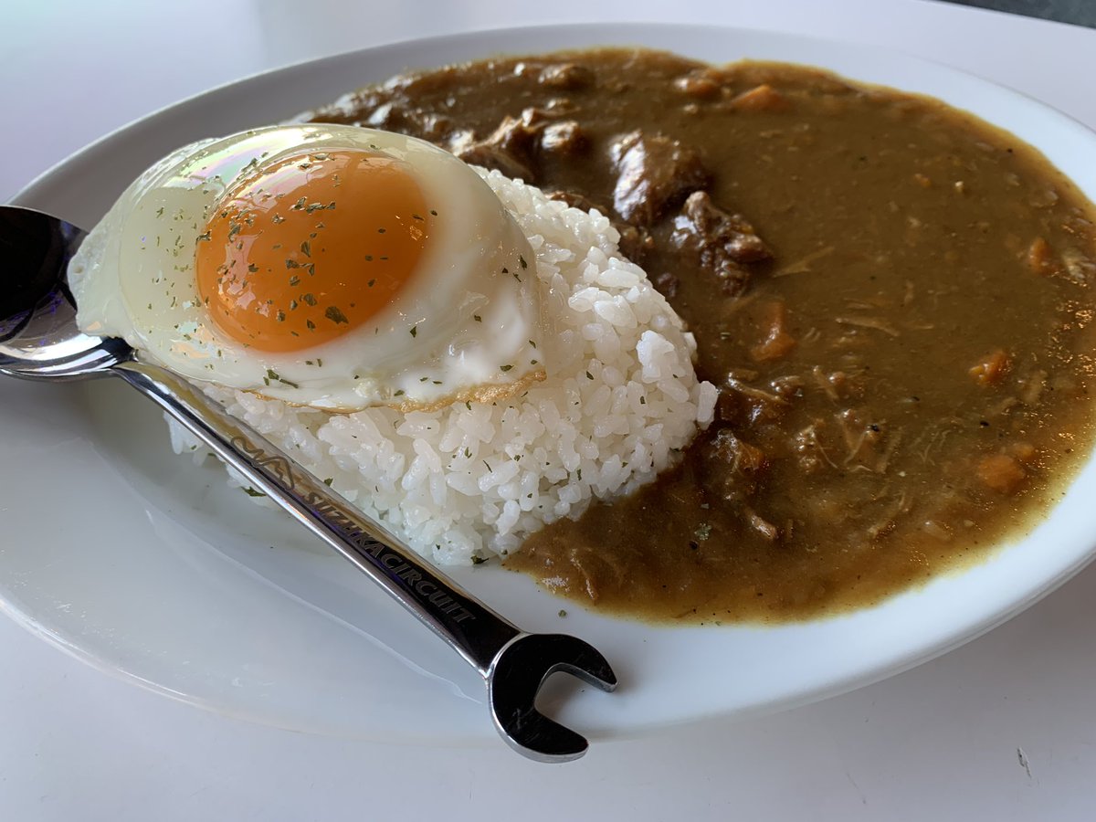 TripleCafe's tweet photo. トリプルカレー🍛＋🍳🤤 https://t.co/PzyDBbhM3Z