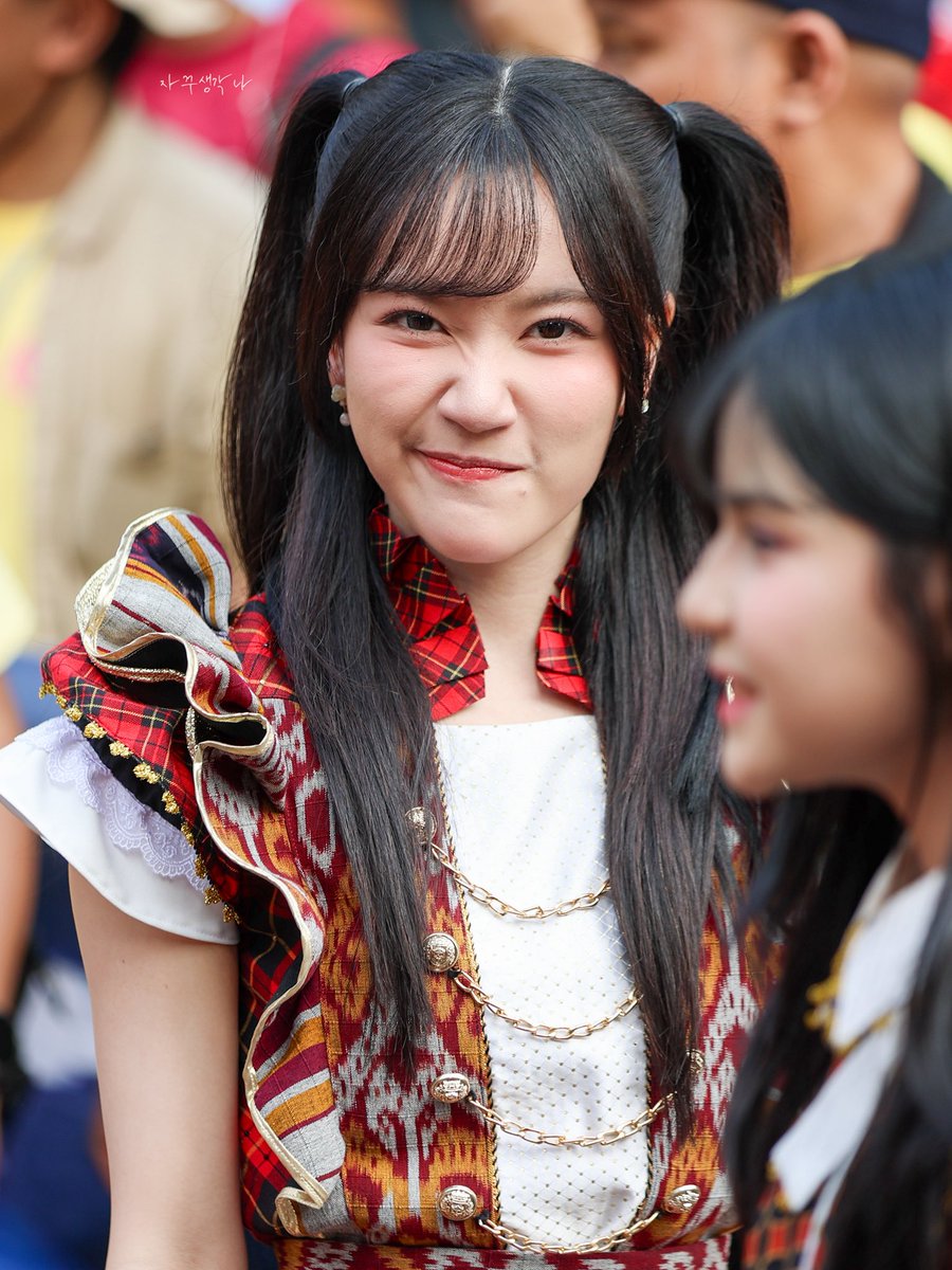 chocofy's tweet photo. 260920 “Ayo Senyumlah” Marsha 😊 https://t.co/Vg5Oaa8ZV7