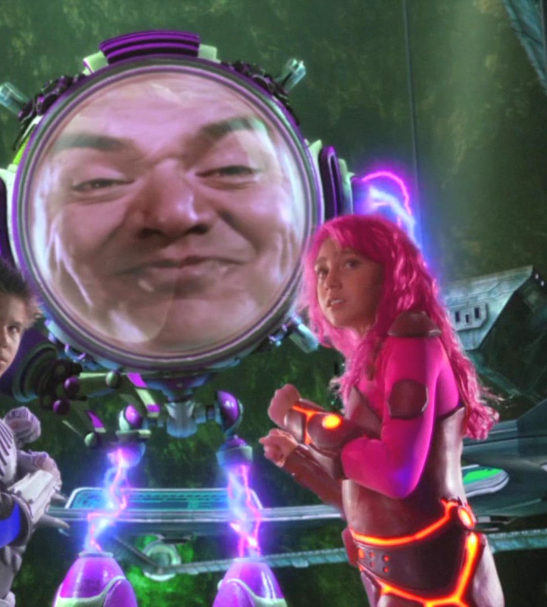 Lavagirlover's tweet photo. Has anyone noticed the strange way Mr. Electrico looks at Lavagirl? He basically blows her a kiss, and she’s the one he captures and keeps close to him 😳😳 https://t.co/gSwUwXcvsr