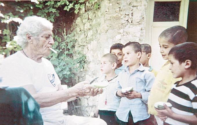 LaboransS4's tweet photo. Musa Anter- 20 Eylül 1992

Em te ji bîr nakin/Seni unutmayacağız Apê Musa. https://t.co/ImImVG0n4h