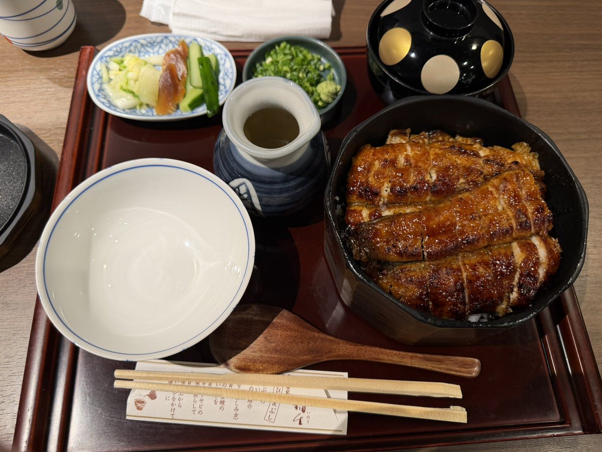 8211s96's tweet photo. どう足掻いても美味い https://t.co/84xYfpzoPR