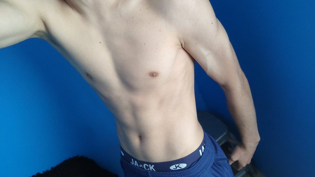 maximuslenvxwr's tweet photo. @Nicamacun yo mi amor si quieres también te envio fts🫦🔥

así como estás y con menos ropa 😘🔥 https://t.co/bNg0jLP5UI
