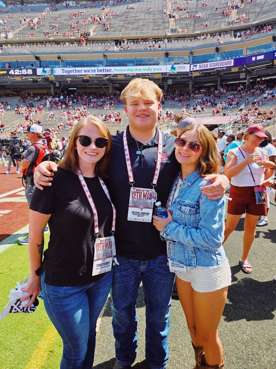 PaytonJ_2028's tweet photo. Had a great time today @AggieFootball visit thank you @3ironsg for making this possible hope to keep building the relationship!!!! @cmoorefrog @coach_hadac @5StarFBRecruits @GRIT_FIT_ https://t.co/70reERq0Ox