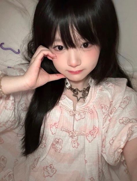 OmarBennetdmai's tweet photo. 周末早起

想发点照片  有人锐评女高福照吗

不要🚪直接给不墨迹  发完我要删了….. https://t.co/TozExsGCvu