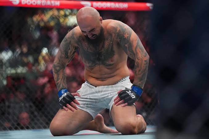 edwards6689's tweet photo. Olympic champ Steveson KO'd by Sharaf in just 12 seconds at UFC 331.
For more: https://t.co/Olwn4JoTy3
#UFC #UFC331 #SeanSharaf #GableSteveson #StevesonVsSharaf #UFCFight #UFCHheavyweight #MMA #GableStevesonUFC #SeanSharafUFC https://t.co/M2XMLImk4k