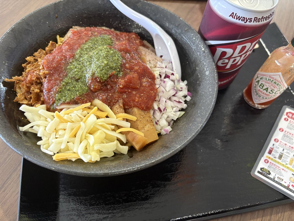 ak524374211's tweet photo. おでライ間に合うかわからないけど
行く前にご飯！
こんちゃん🦊！
知り合いのお店のトマト油そばだよ🍅🍜
トマト油そば！
めっちゃうめーじゃねーかてめー！
また食いに行くからよ！

可愛くてイケメンのこんちゃんだよ🦊

🦊写真撮り忘れ
あとドクペは最凶に美味い

#琉球油そば陽珠 https://t.co/Za1qopu5DD