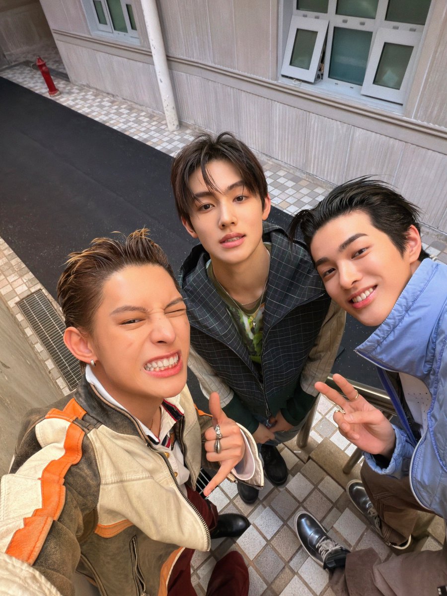 zhaoyufancokr's tweet photo. [260919] #JAMES, #SEONGHYEON &amp; #KEONHO Instagram Update https://t.co/wZO5YipqAS