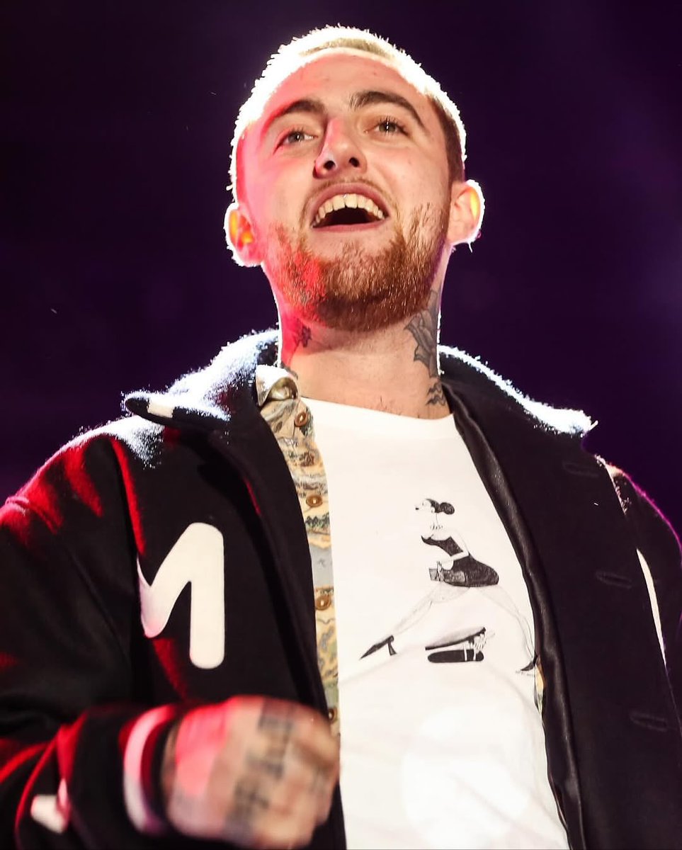 Complex's tweet photo. Today is Mac Miller day 🙏

On September 20, 2013 the mayor of Pittsburgh presented Mac Miller with the keys to the city. https://t.co/P7scpY16BR