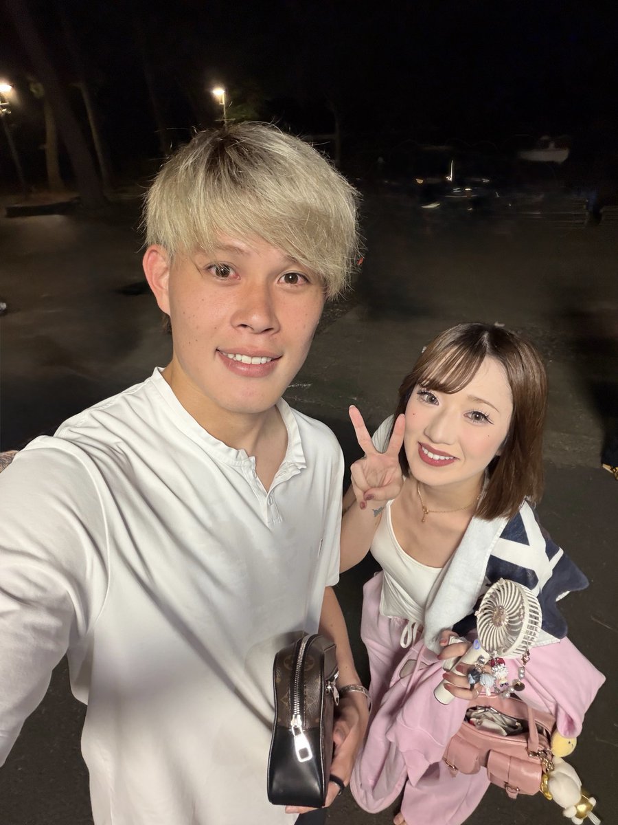 xx_t080's tweet photo. ホーム戦初勝利⚽️🏆✨

大嘉くんにも会えてお話できて、写真も撮ってもらって幸せいっぱいの日でした> < 💙

しっかり自引きしてグッズがまた増えました✌🏻♡

とっても楽しかった❕次節もたのしみです📣 https://t.co/RnmlFSjTw0