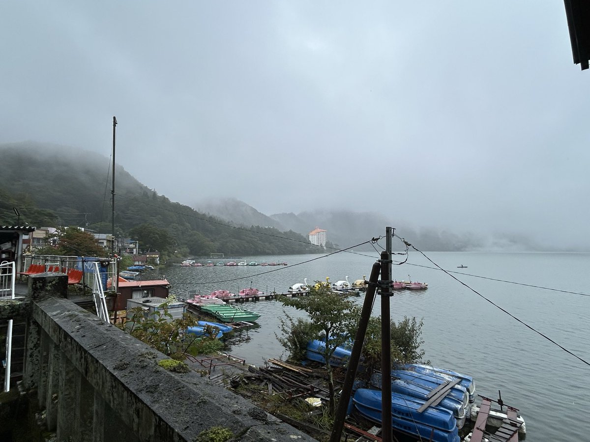 s_Fjan's tweet photo. 榛名富士〜(めっちゃ雨と霧 https://t.co/4FERdwJlAF