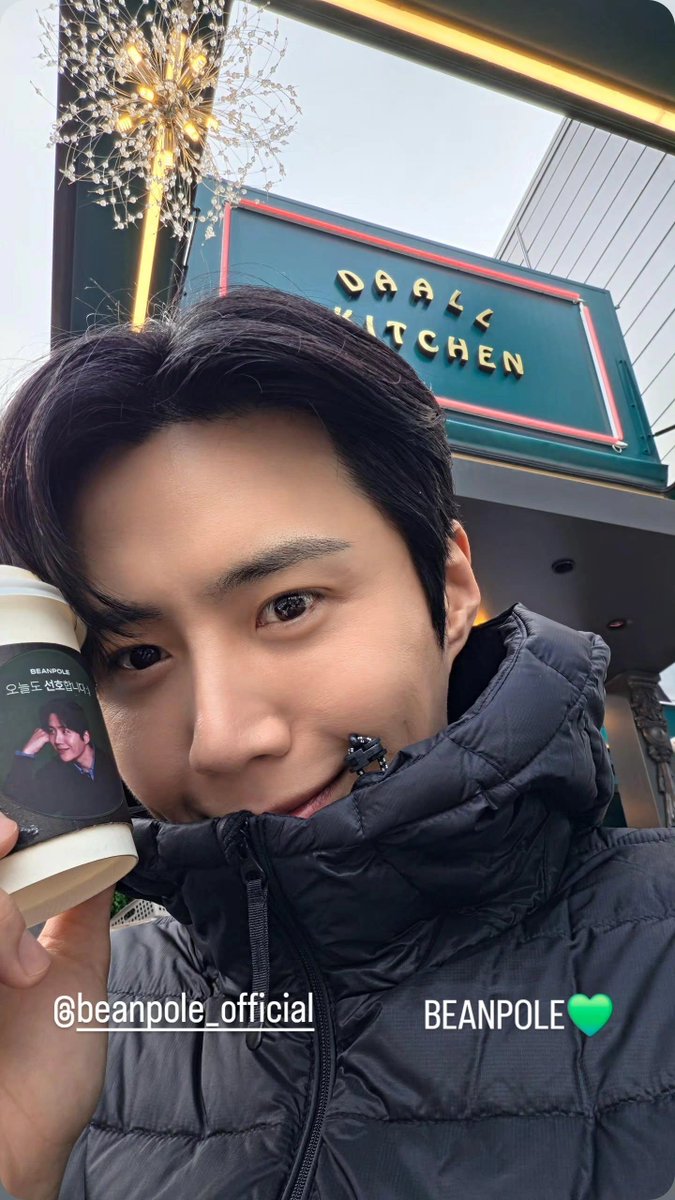 myjuyz_seonho's tweet photo. OMG CHA JAERIM LOOK SO HANDSOME https://t.co/nZC09vkj3S