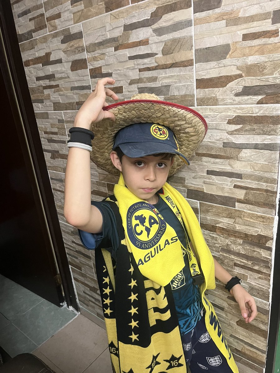 andy_in_space's tweet photo. #MegaFutbol https://t.co/iVMcbXfXkZ