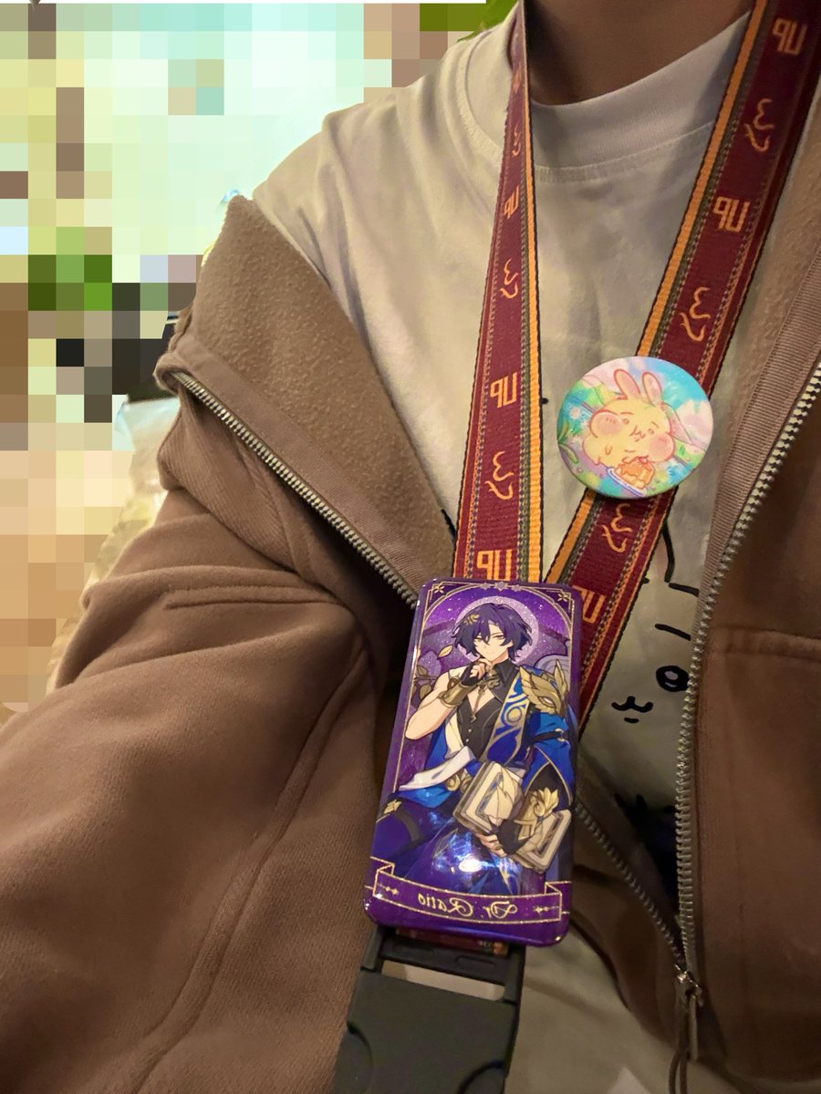 serenadePhD's tweet photo. peep the ID sling!? https://t.co/Nd6k3Y73T2
