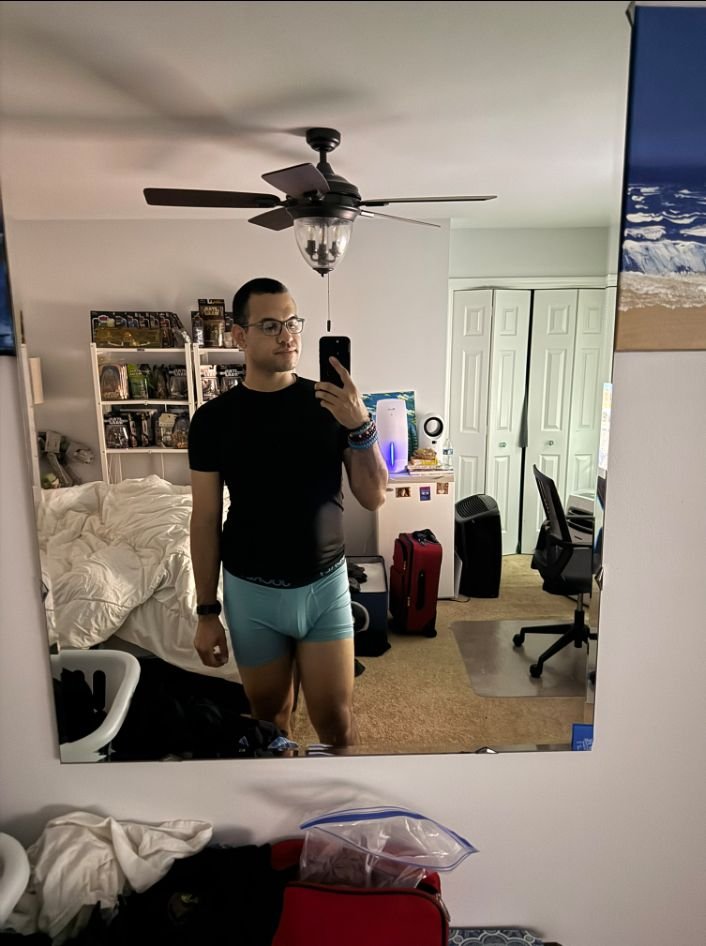 weirdloner001's tweet photo. Gagging for attention...vicky_Cd_freak🔐🤭sissy ready to be exposed https://t.co/uZKGsEvGWP
