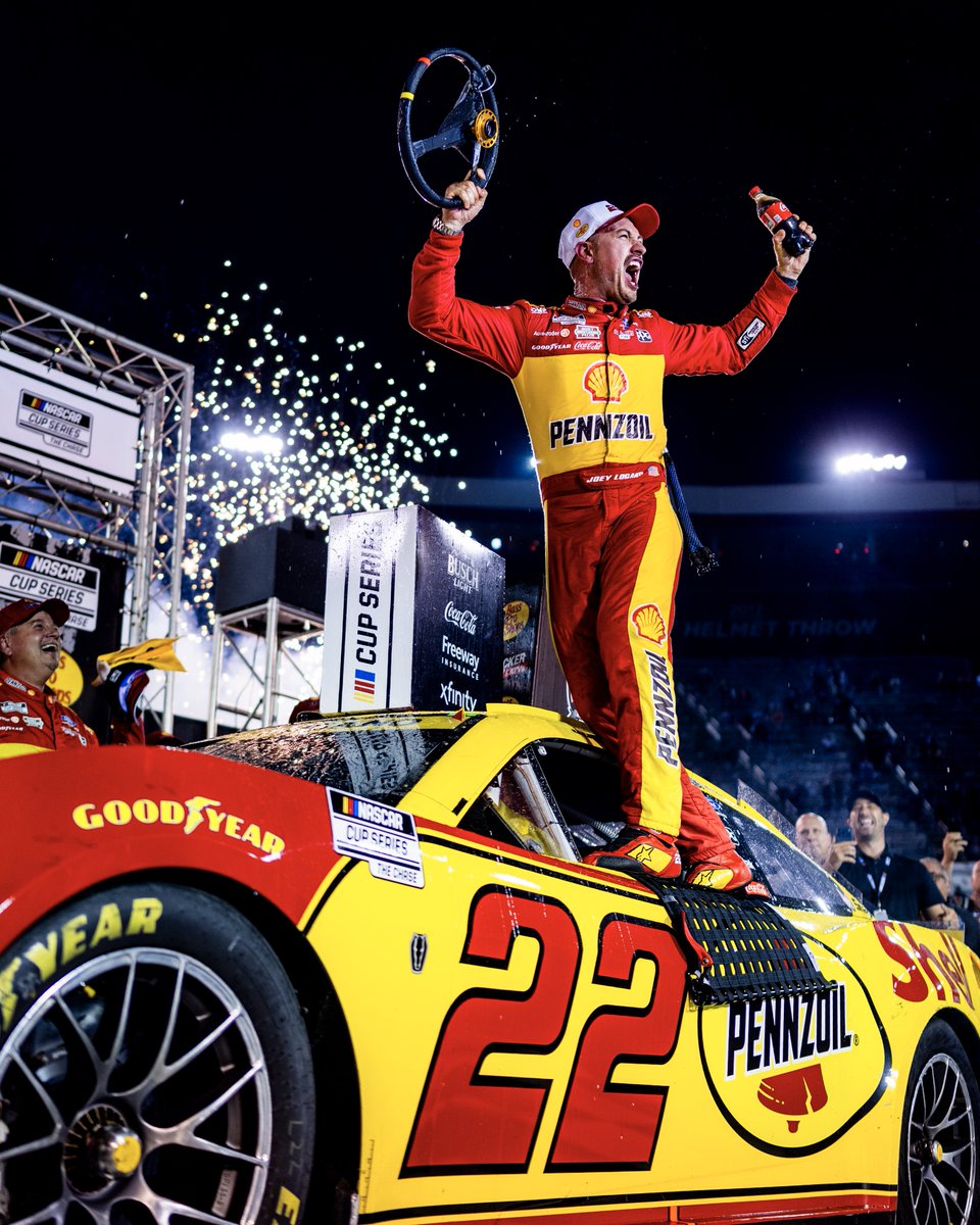 NASCAR's tweet photo. This is the time of year @joeylogano rises to the occasion. https://t.co/6xQ1x0jXVQ