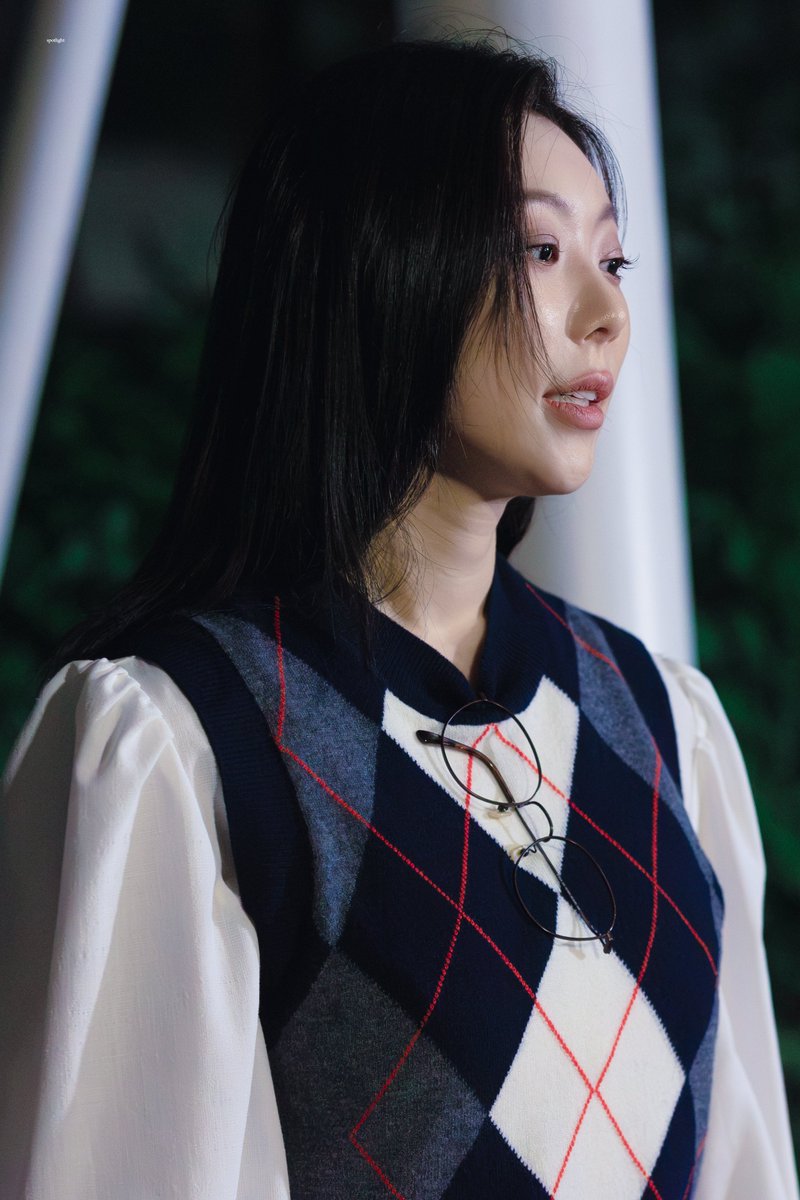 spotorlight's tweet photo. 260918 까라마조프의 자매들 퇴근길
이반 #전민지

예뽀니.. https://t.co/w2mH8Nj4du