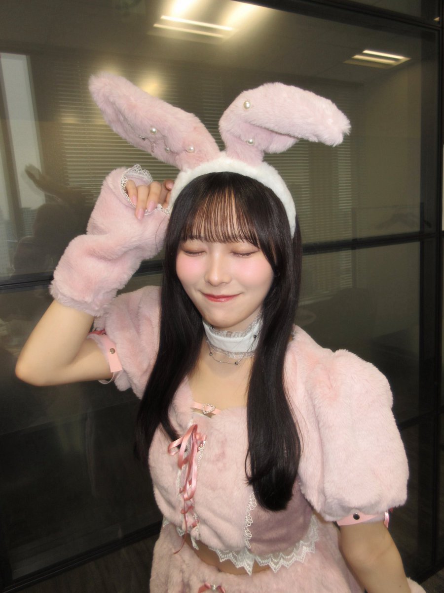 jurii_joy's tweet photo. お休みの日だとお昼まで寝ちゃうよね〜😪

#なりきり #イメプ https://t.co/M3gy0Fiju7