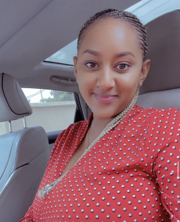 __Dimah's tweet photo. If i gv u my number would you call me🤗 https://t.co/NOQ0Rl4olJ