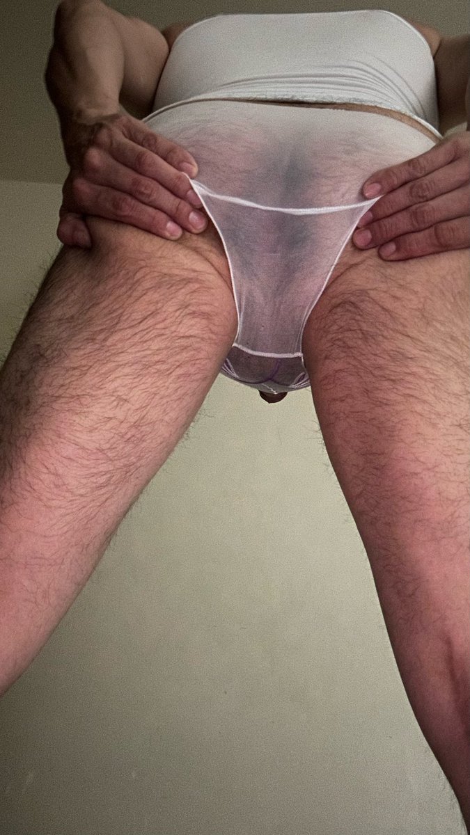 tiny_lil_twink's tweet photo. Spit on me. 🥺 https://t.co/CvY7esZGjM
