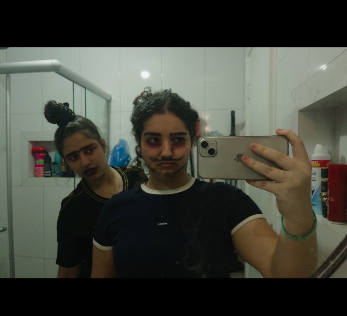 sloreei's tweet photo. infelizmente eu amo a julia meu duo https://t.co/DpdXgGTnnd