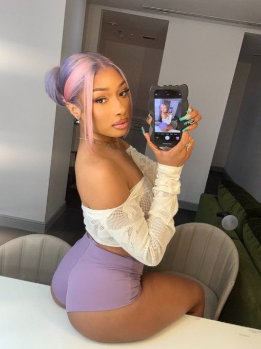 stallibob's tweet photo. Your Daily Dose Of Megan Thee Stallion. https://t.co/I81uKoEj4m