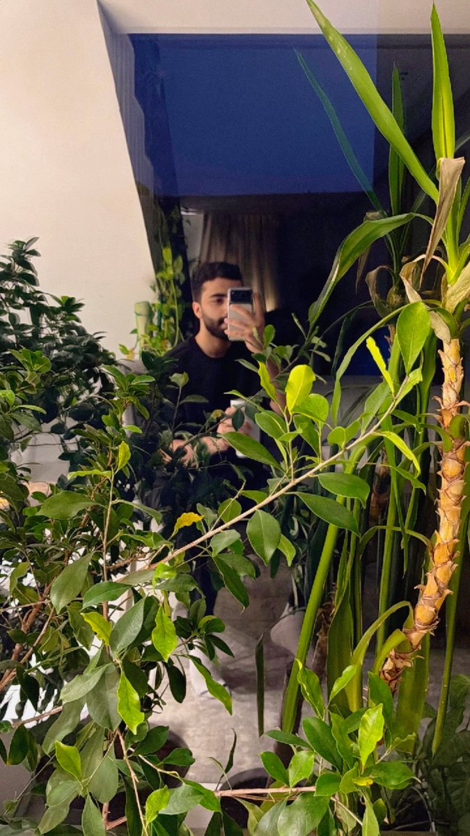 tscr7X's tweet photo. الحين عطني ٥ ايام اوف انامها كلها 🥱 https://t.co/vK5Jxz4B9r