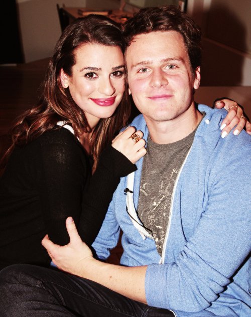 dailygroffchele's tweet photo. spring awakening reunion in 2013 <3 https://t.co/Dy97ODs8Mm