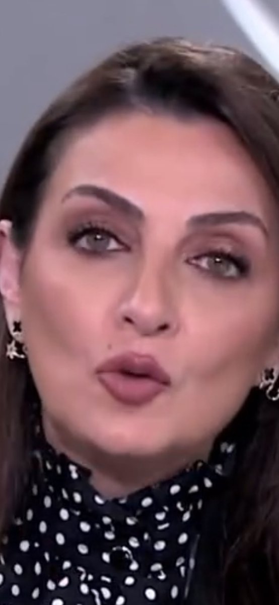 zezoaliraqi150's tweet photo. ميسون نويهض جمال وانوثة تجنن ❤️❤️❤️❤️ https://t.co/tPhC5PeeFS