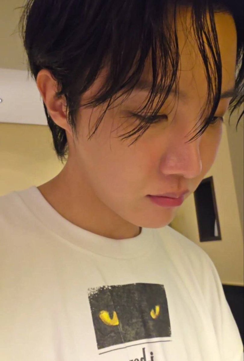 icedhoseok's tweet photo. puppy squirrel baby puppyyyyyyyy https://t.co/x0pQXd2uVI