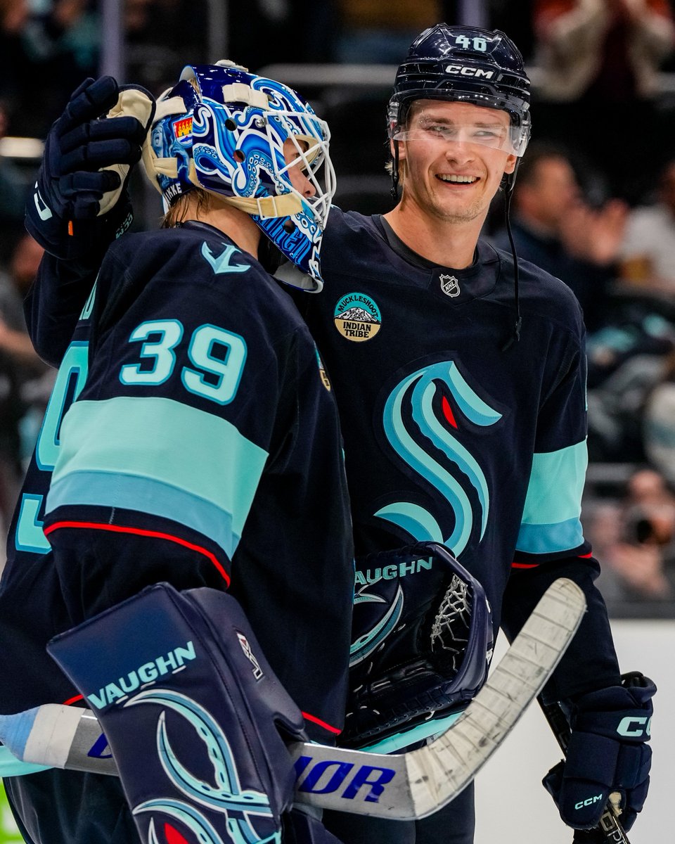 SeattleKraken's tweet photo. sleep tight, friends – goalie hugs are back 🫂 https://t.co/vxQvhuXUzH