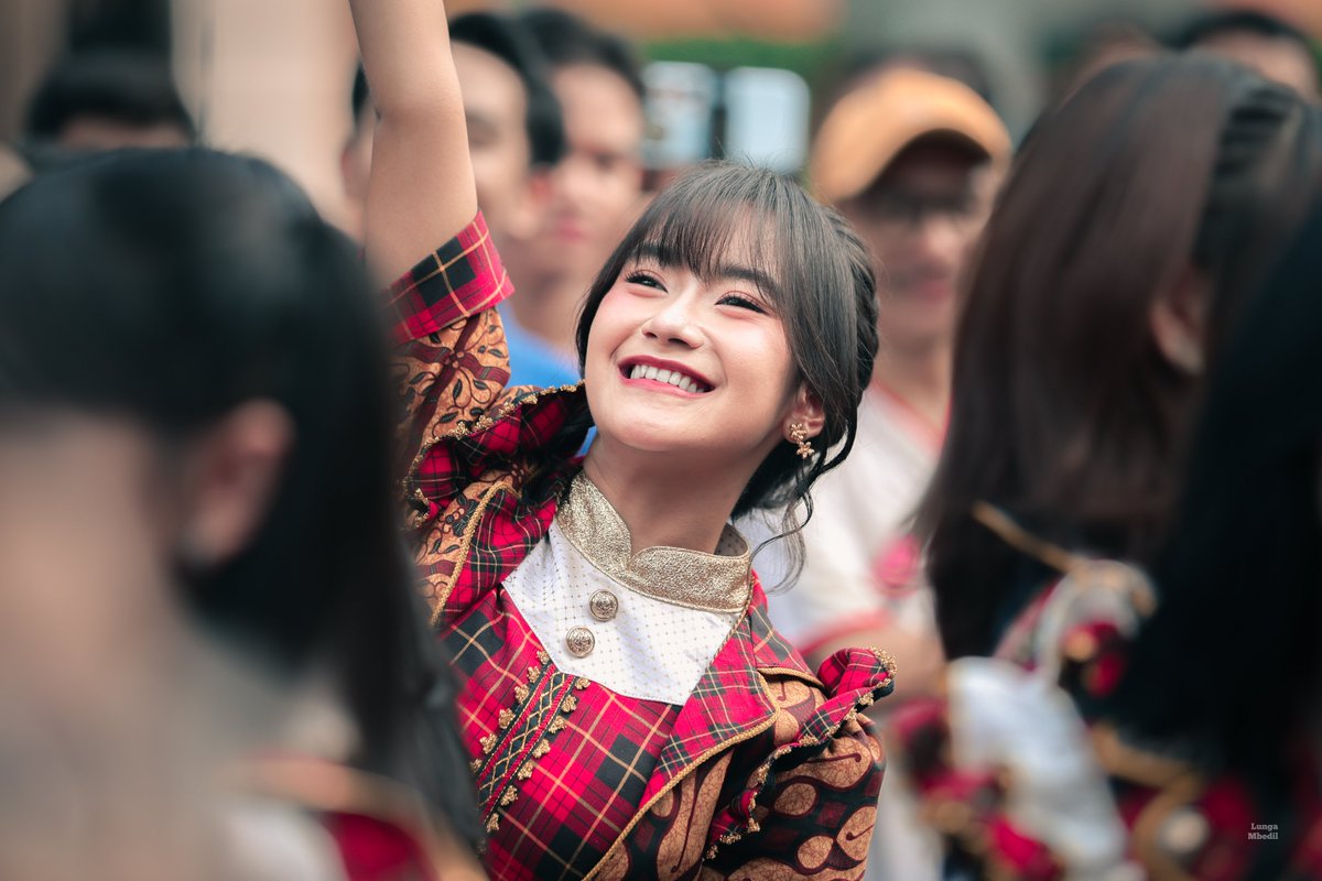 lunga_mbedil's tweet photo. 260920 CFD "Ayo Tersenyumlah"

@Freya_JKT48 🌱🤍 https://t.co/0MHDtY9nV3