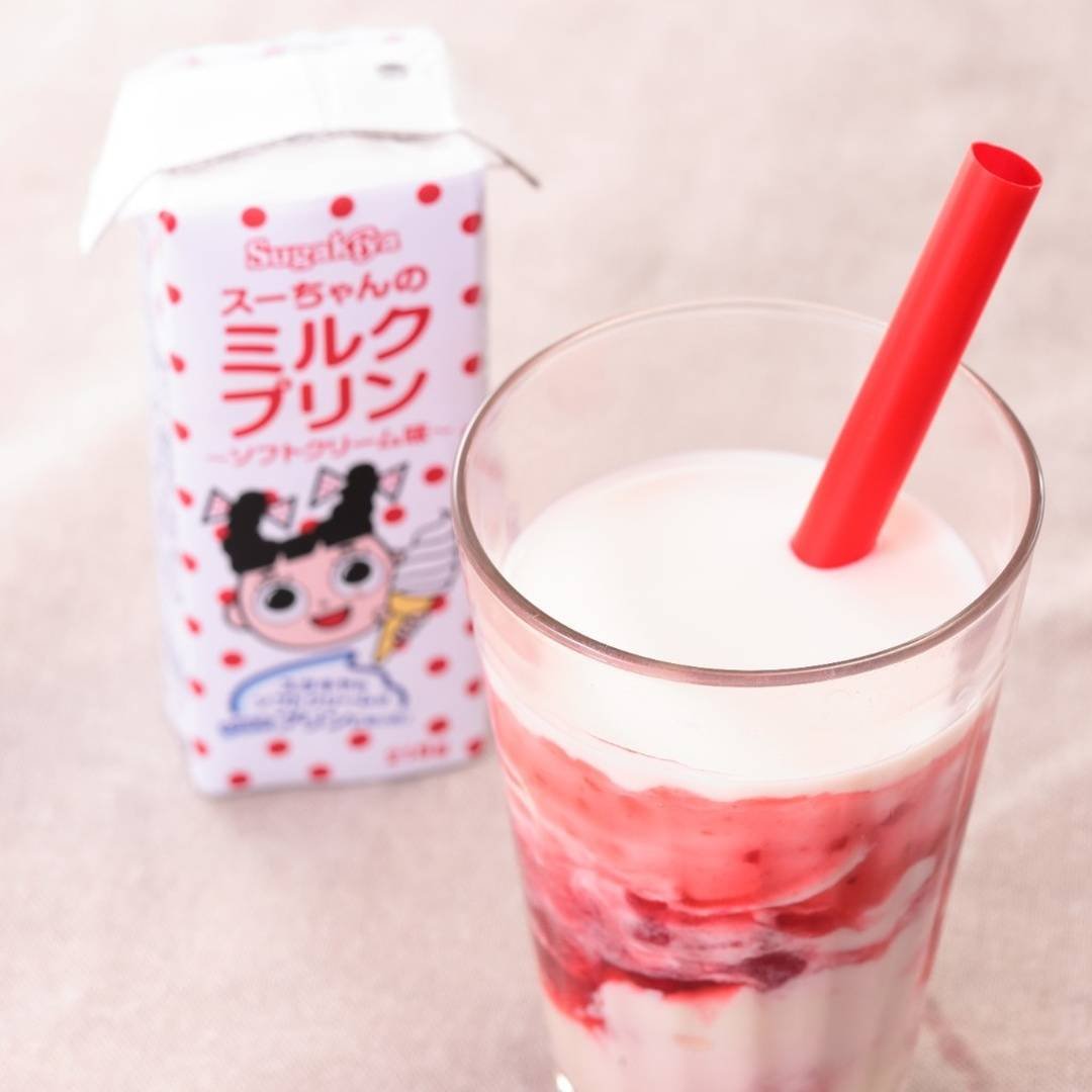 sugakicosystems's tweet photo. 大好評！テイクアウト限定のスーちゃんのミルクプリン🥛🍮
そのままお召し上がりいただけますがおうちでお好みでアレンジしても楽しめますよ🥰

【9/23（水）まで】アプリクーポンでお得です🉐 https://t.co/3w1MUVmr0I