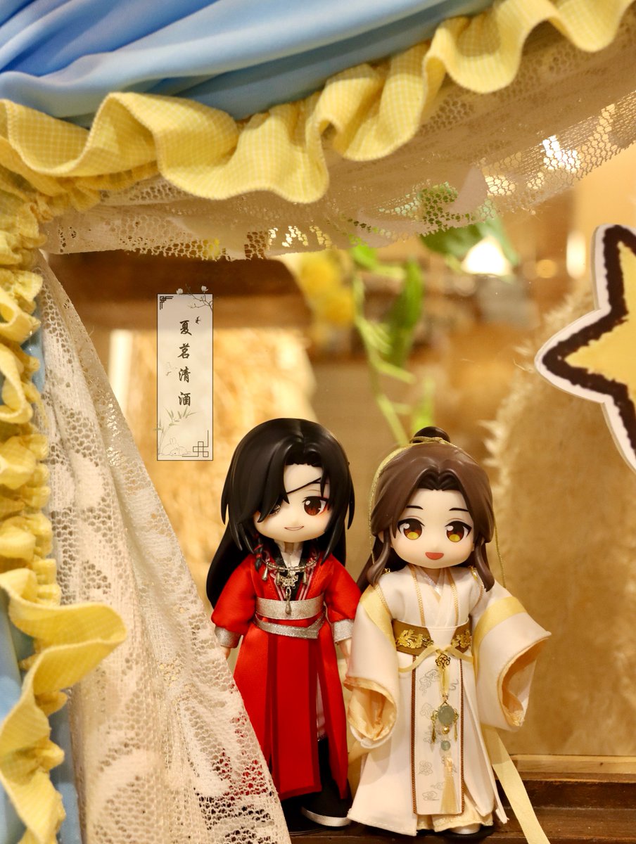 suqian_crystal's tweet photo. 相逢小店营业中
花怜为你服务
谢大厨亲自掌勺，花城主为你服务哦

clothes&amp;faceplate：https://t.co/X6uqjiTkqK 

#TGCF #天官赐福 #hualian #花怜
#huacheng #花城 #XieLia #谢怜
#nendoroid #goodsmile #obitsu11 #bjd https://t.co/oWPIeSx03N