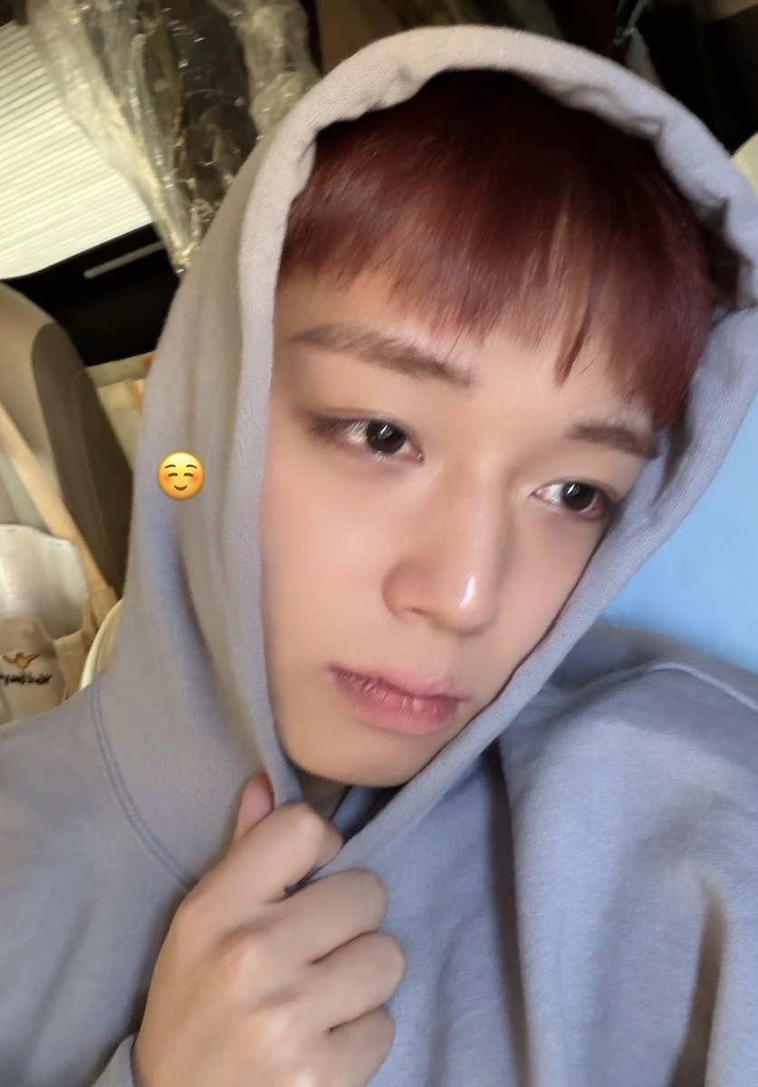 Hoonji_bri's tweet photo. 훙디 니머선고민잇나
> 후웅.. 점심 모먹지 ㅠ https://t.co/RmnId29w1W
