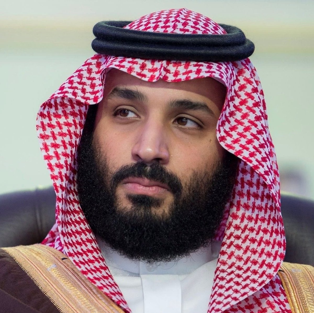 BRICSinfo's tweet photo. JUST IN: 🇸🇦🇨🇳 Saudi Arabia withdraws from China's blockchain payment system designed to reduce reliance on the US dollar and SWIFT. 

• Saudi Arabia withdrew from mBridge, China's  blockchain-based cross-border payment project.

• mBridge enables faster, cheaper central-bank payments using digital currencies.
The system seeks to reduce reliance on the US dollar and SWIFT.

• China, Hong Kong, UAE and Thailand remain involved, and the project is continuing.