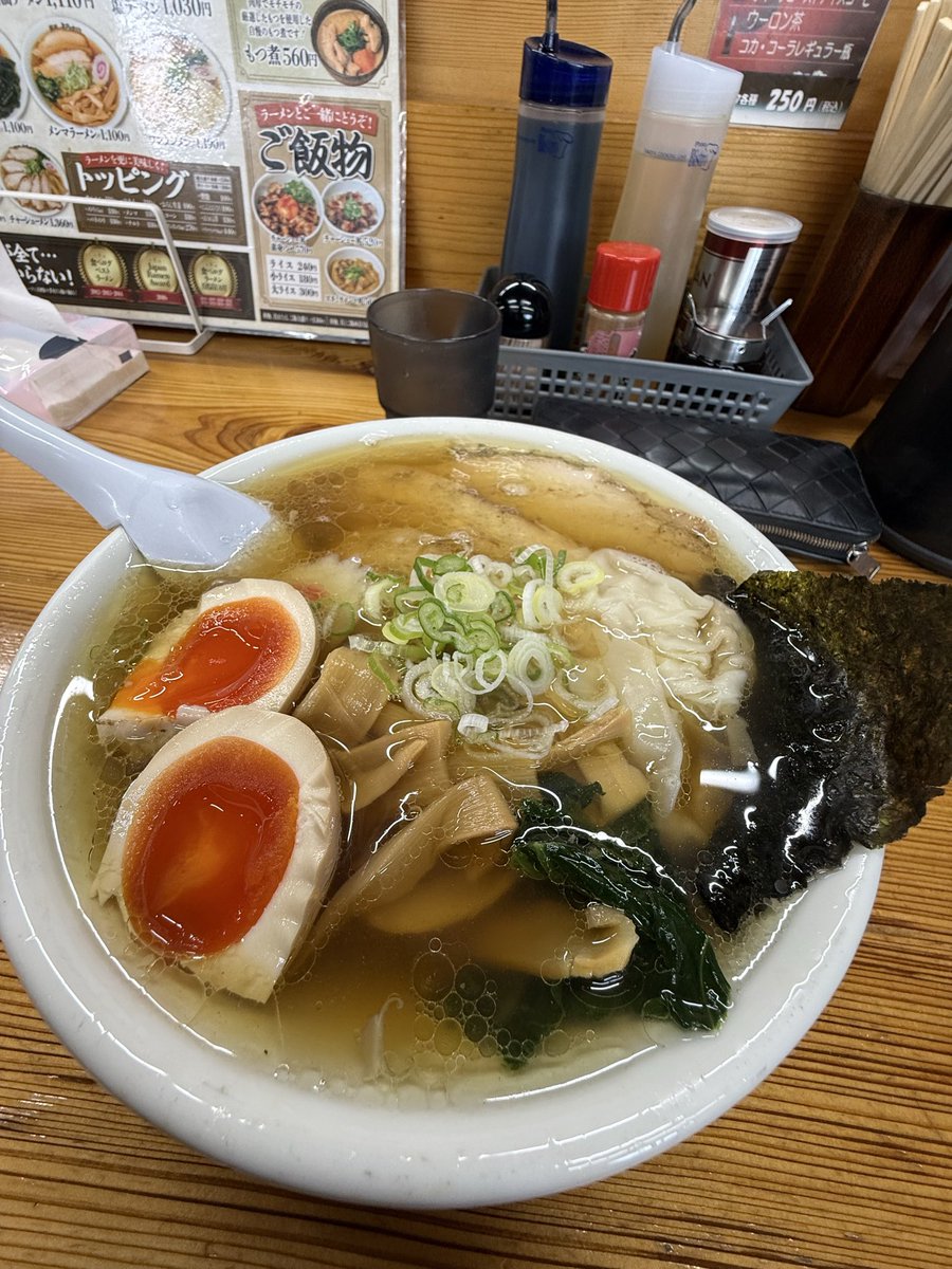 OTOKOGI_BANCHO's tweet photo. 姉が第二子産まれるから安産祈願とお礼参りで佐野厄除け大師に来た流れで久しぶりのラーメン食べたら飛んだぜ… https://t.co/otH3Y90CnT