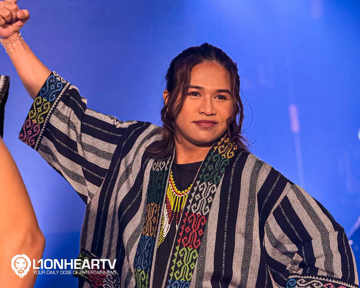 ONESOUTH_PH's tweet photo. ONE SOUTH MAKES THEIR MARK! π·
New P-pop group #ONESOUTH @ONESOUTHPH opened their exclusive media showcase.
The group is entering a new chapter as they bring their talents from Mindanao to the Manila music scene. cr to https://t.co/C5KbyNxGs2 https://t.co/HT2xTfgvDH